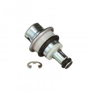Standard Motor Products PR621 Fuel Injection Pressure Regulator product image 2 of 5