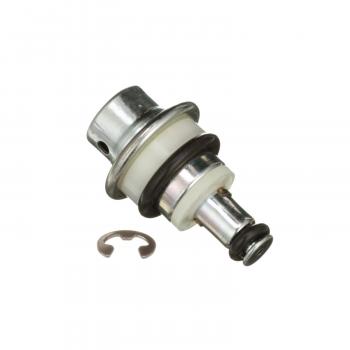 Standard Motor Products PR624 Fuel Injection Pressure Regulator product image 2 of 5