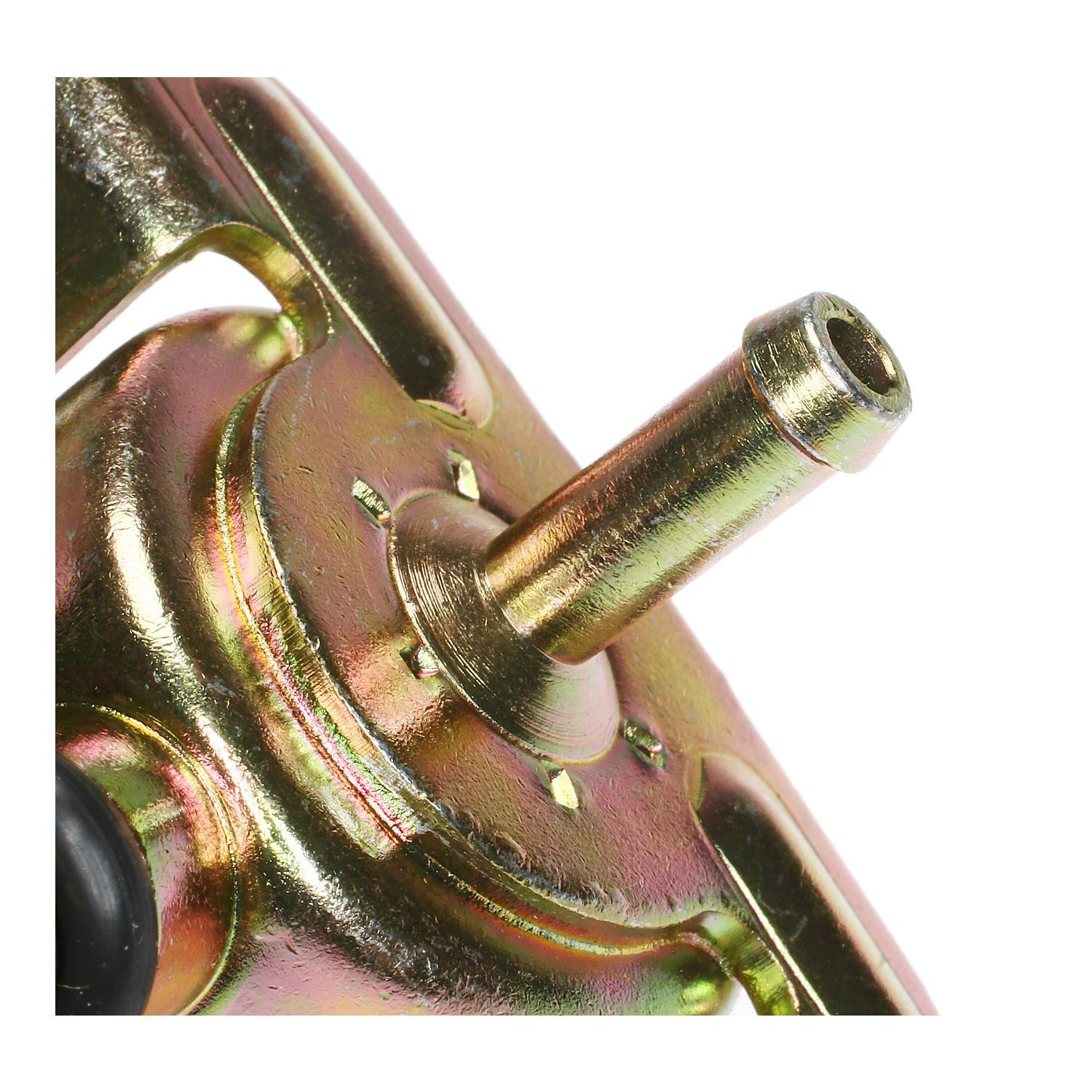 Standard Motor Products PR7 - Fuel Injection Pressure Regulator Standard Motor Products PR7 Fuel Injection Pressure Regulator product image 2 of 3