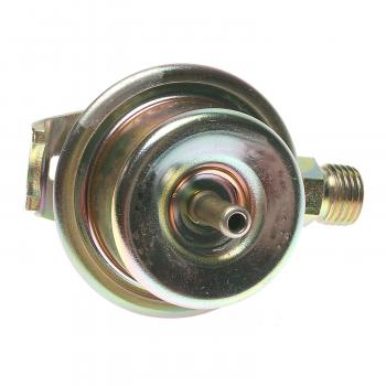 Standard Motor Products PR76 - Fuel Injection Pressure Regulator Standard Motor Products PR76 Fuel Injection Pressure Regulator product image 1 of 3