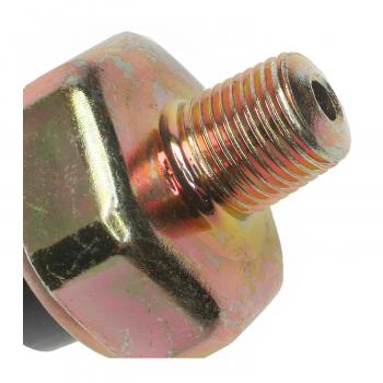 Standard Motor Products PS138 - Engine Oil Pressure Switch Standard Motor Products PS138 Engine Oil Pressure Switch product image 2 of 3