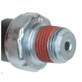 Standard Motor Products PS139 Engine Oil Pressure Switch product image 1 of 3