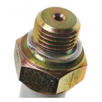 Standard Motor Products PS214 Engine Oil Pressure Switch product image 1 of 3
