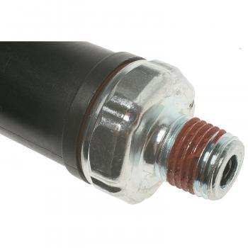 Standard Motor Products PS231 Engine Oil Pressure Switch product image 1 of 3
