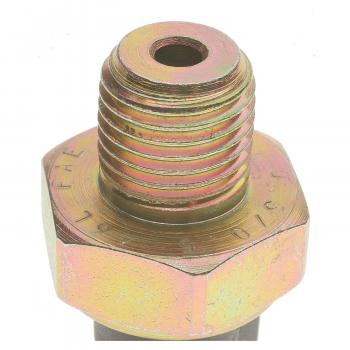 Standard Motor Products PS320 - Engine Oil Pressure Switch Standard Motor Products PS320 Engine Oil Pressure Switch product image 1 of 3
