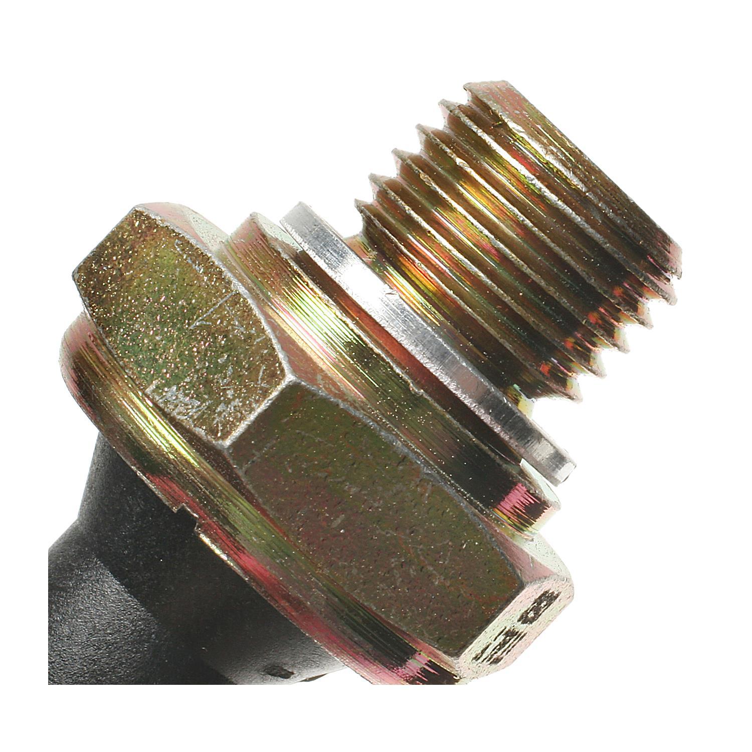 Standard Motor Products PS321 Engine Oil Pressure Switch product image 1 of 3