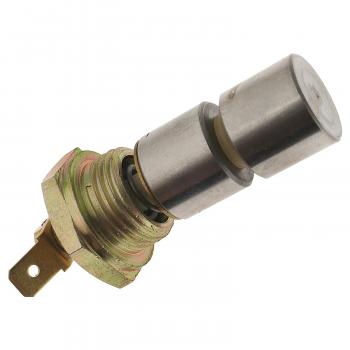 Standard Motor Products PS331 Engine Oil Pressure Switch product image 1 of 3