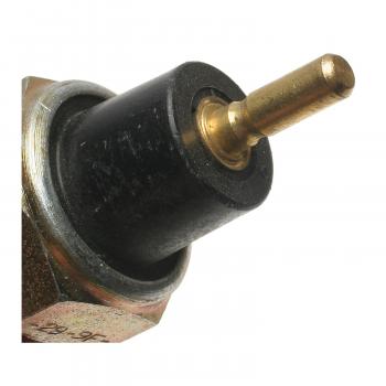Standard Motor Products PS367 Engine Oil Pressure Switch product image 1 of 3