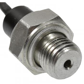 Standard Motor Products PS430 Engine Oil Pressure Switch product image 1 of 3