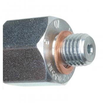 Standard Motor Products PS450 Engine Oil Pressure Switch product image 1 of 3