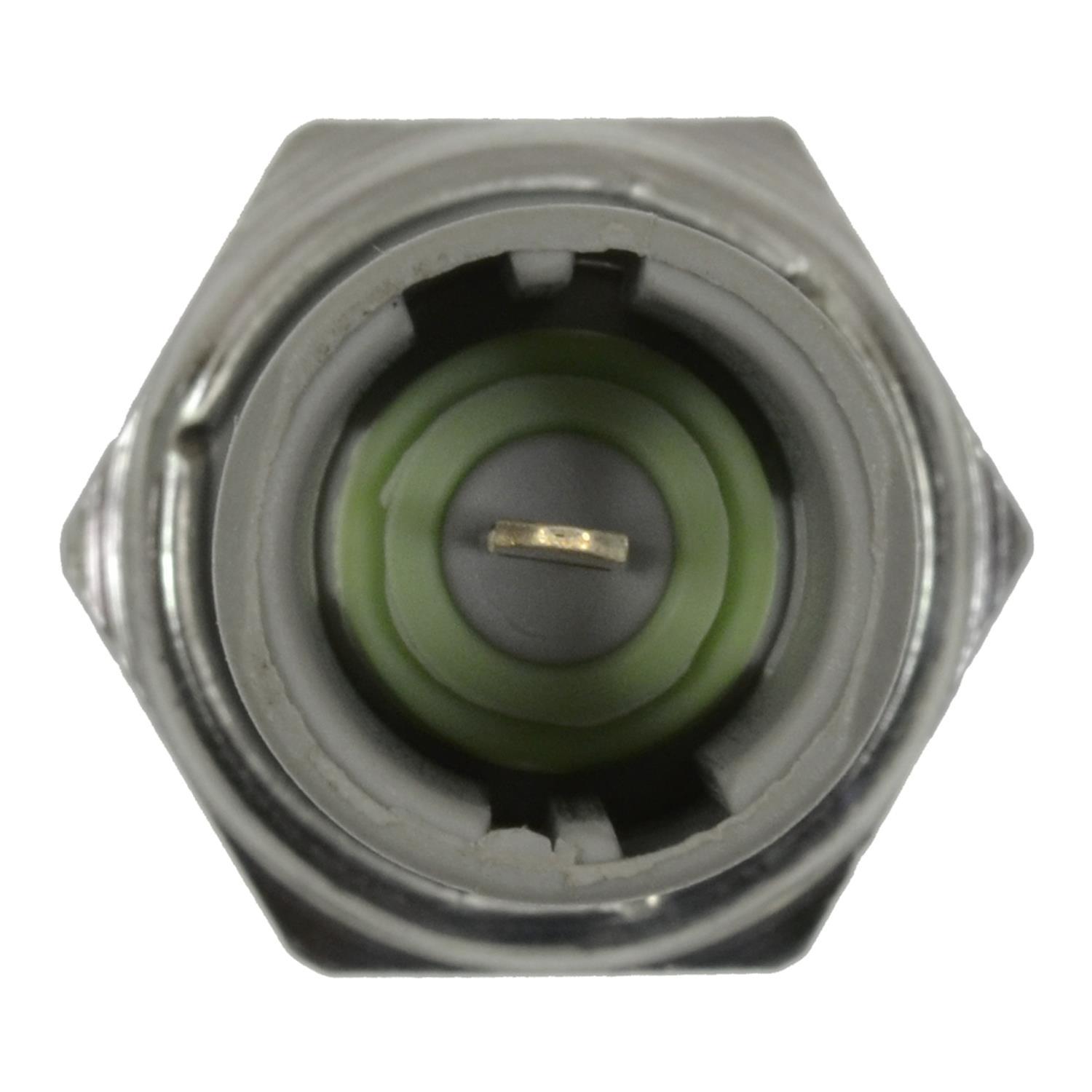 Standard Motor Products PS611 Engine Oil Pressure Switch product image 3 of 3