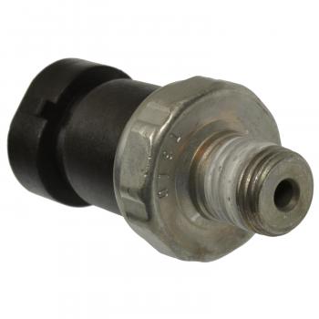 Standard Motor Products PS615 Engine Oil Pressure Switch product image 1 of 3
