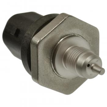 Standard Motor Products PS661 Engine Oil Pressure Switch product image 1 of 3