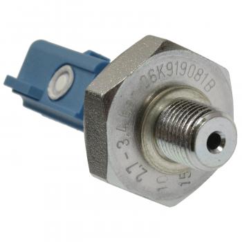 Standard Motor Products PS673 Engine Oil Pressure Switch product image 1 of 3