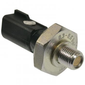 Standard Motor Products PS733 Engine Oil Pressure Switch product image 1 of 3
