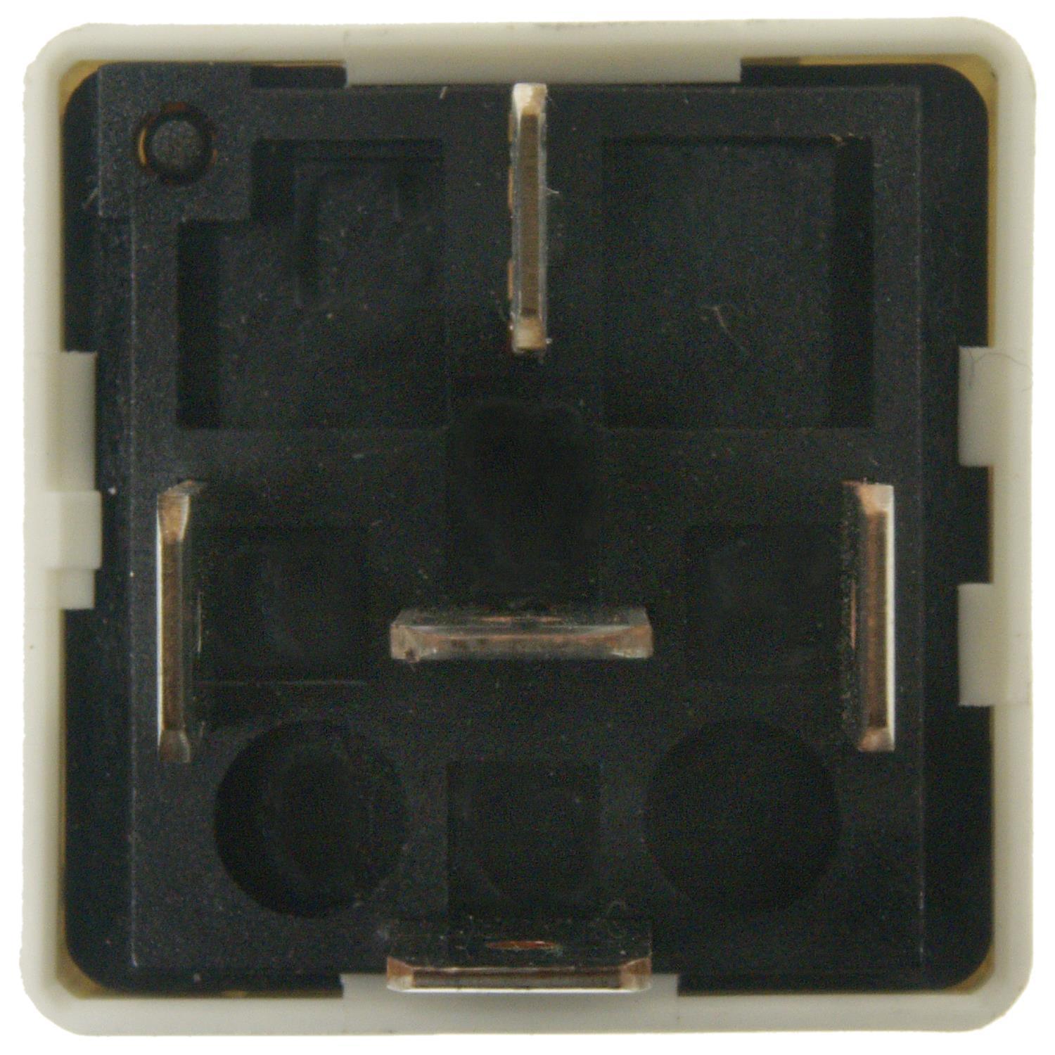 Standard Motor Products RY1177 - Engine Cooling Fan Motor Relay Standard Motor Products RY1177 Engine Cooling Fan Motor Relay product image 1 of 3