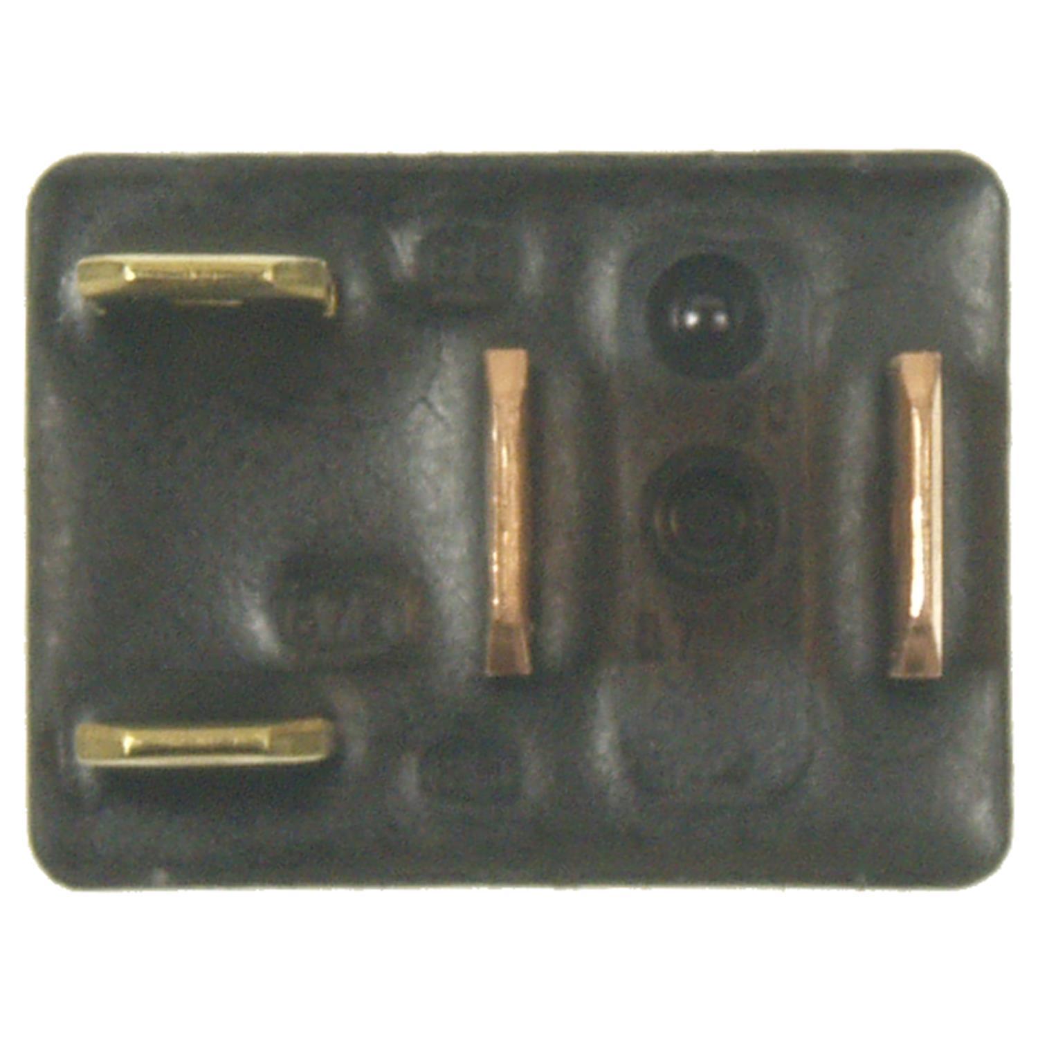 Standard Motor Products RY1299 - A/C Compressor Control Relay Standard Motor Products RY1299 A/C Compressor Control Relay product image 1 of 3
