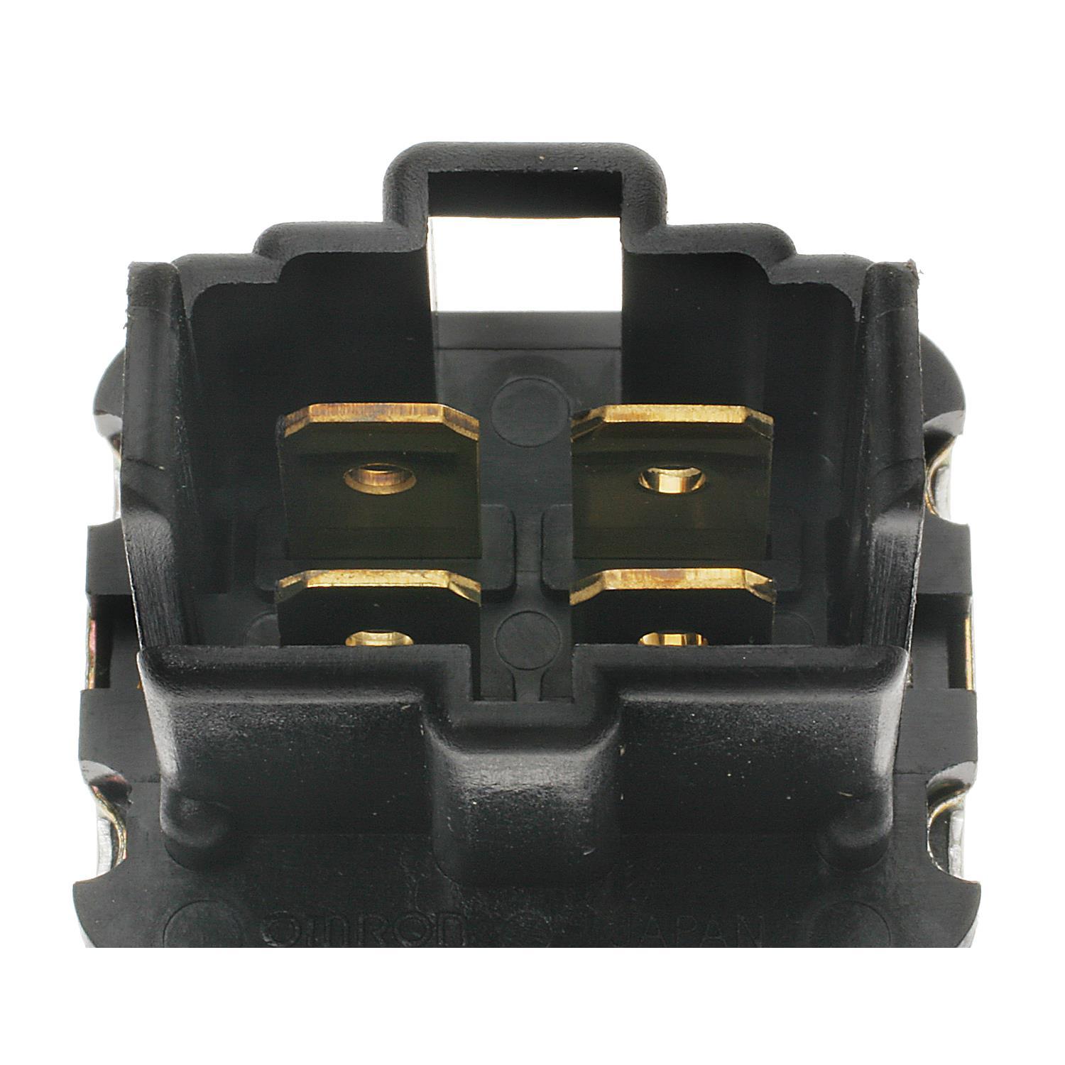 Standard Motor Products RY160 - A/C Compressor Control Relay Standard Motor Products RY160 A/C Compressor Clutch Relay product image 2 of 3