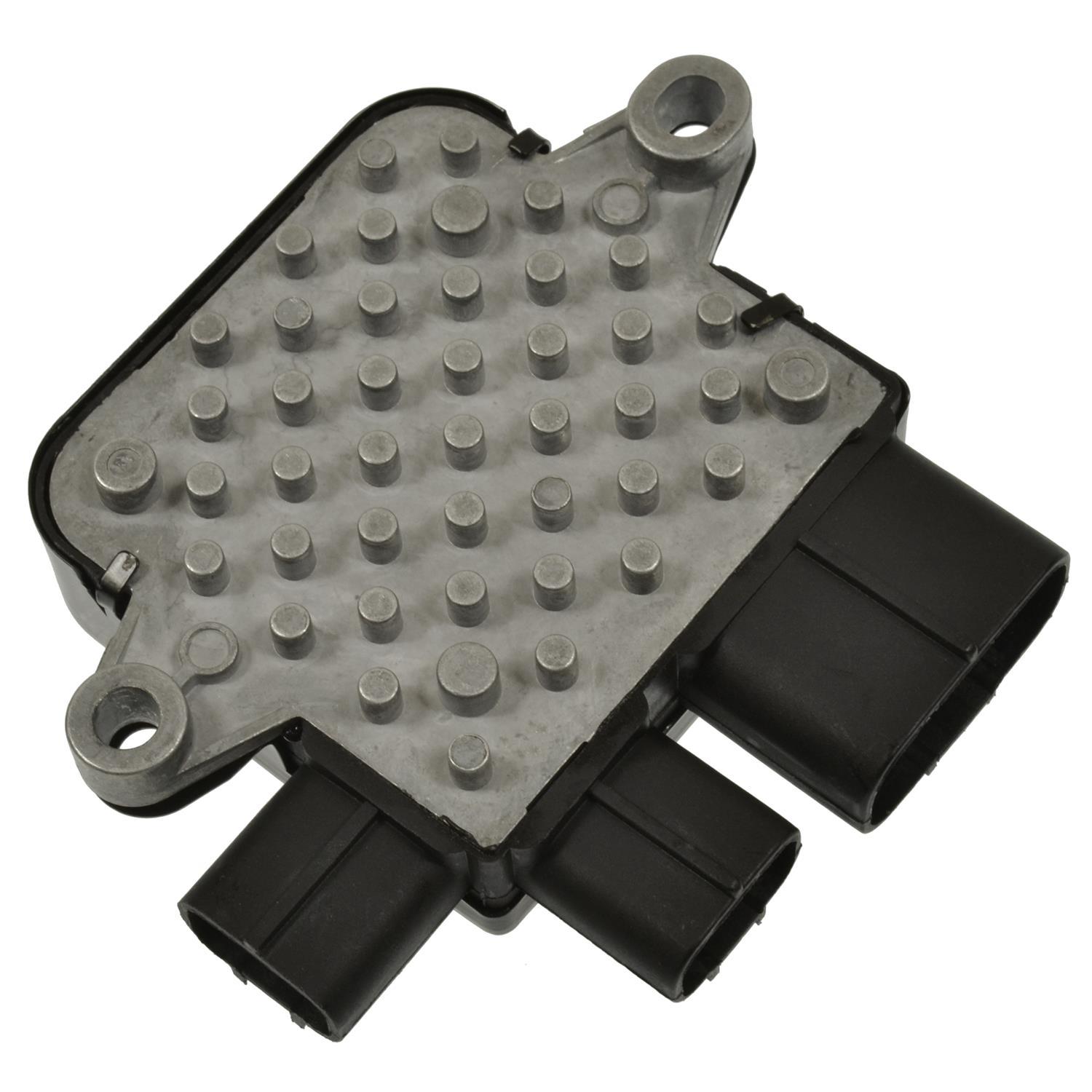 Standard Motor Products RY1704 Engine Cooling Fan Module product image 1 of 3