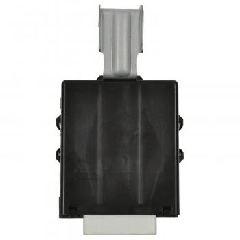 Standard Motor Products RY1718 - Daytime Running Light Relay Standard Motor Products RY1718 Daytime Running Light Relay product image 1 of 3