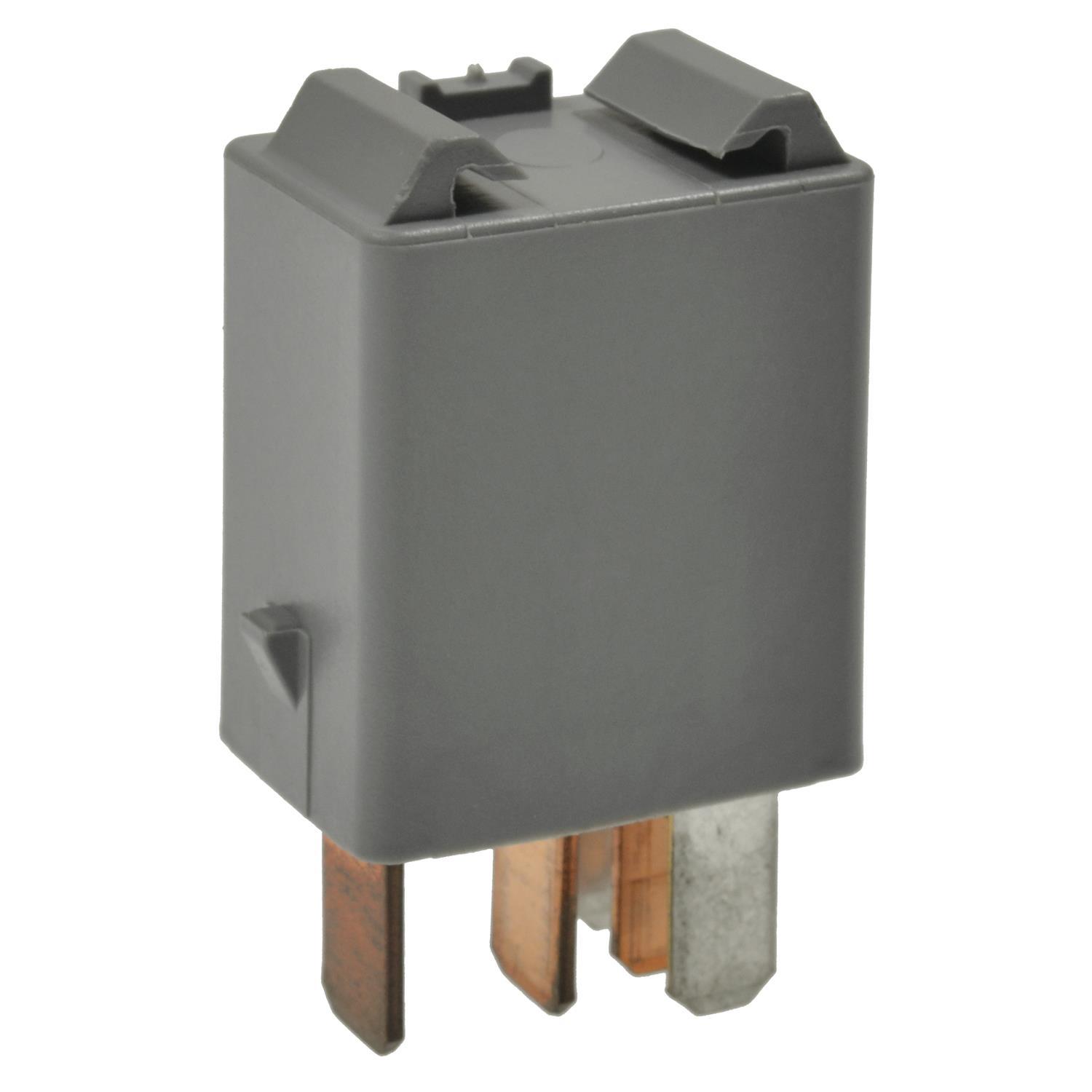 Standard Motor Products RY1767 Daytime Running Light Relay product image 1 of 3