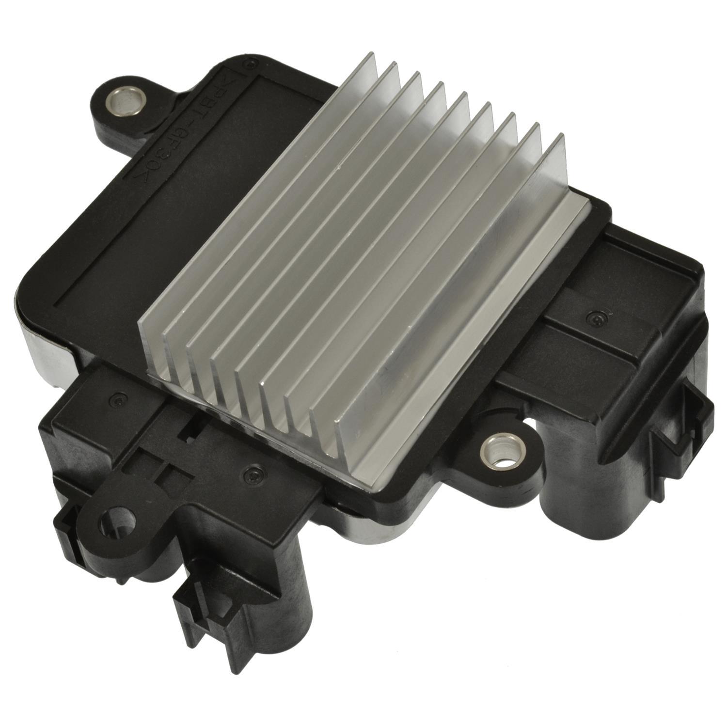 Standard Motor Products RY1822 - Engine Cooling Fan Module Standard Motor Products RY1822 Engine Cooling Fan Module product image 1 of 4
