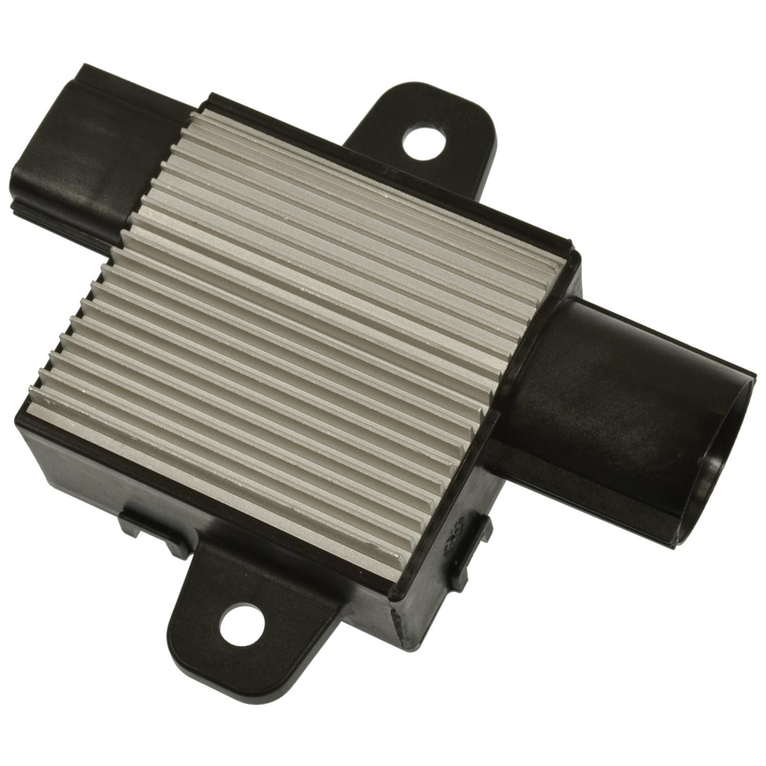 Standard Motor Products RY1941 - Engine Cooling Fan Module Standard Motor Products RY1941 Engine Cooling Fan Module product image 1 of 4