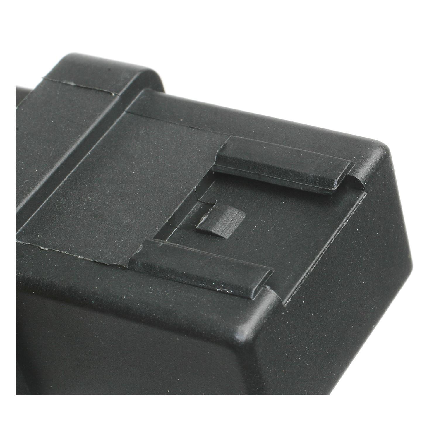 Standard Motor Products RY209 - Headlight Relay Standard Motor Products RY209 A/C Compressor Control Relay product image 3 of 3