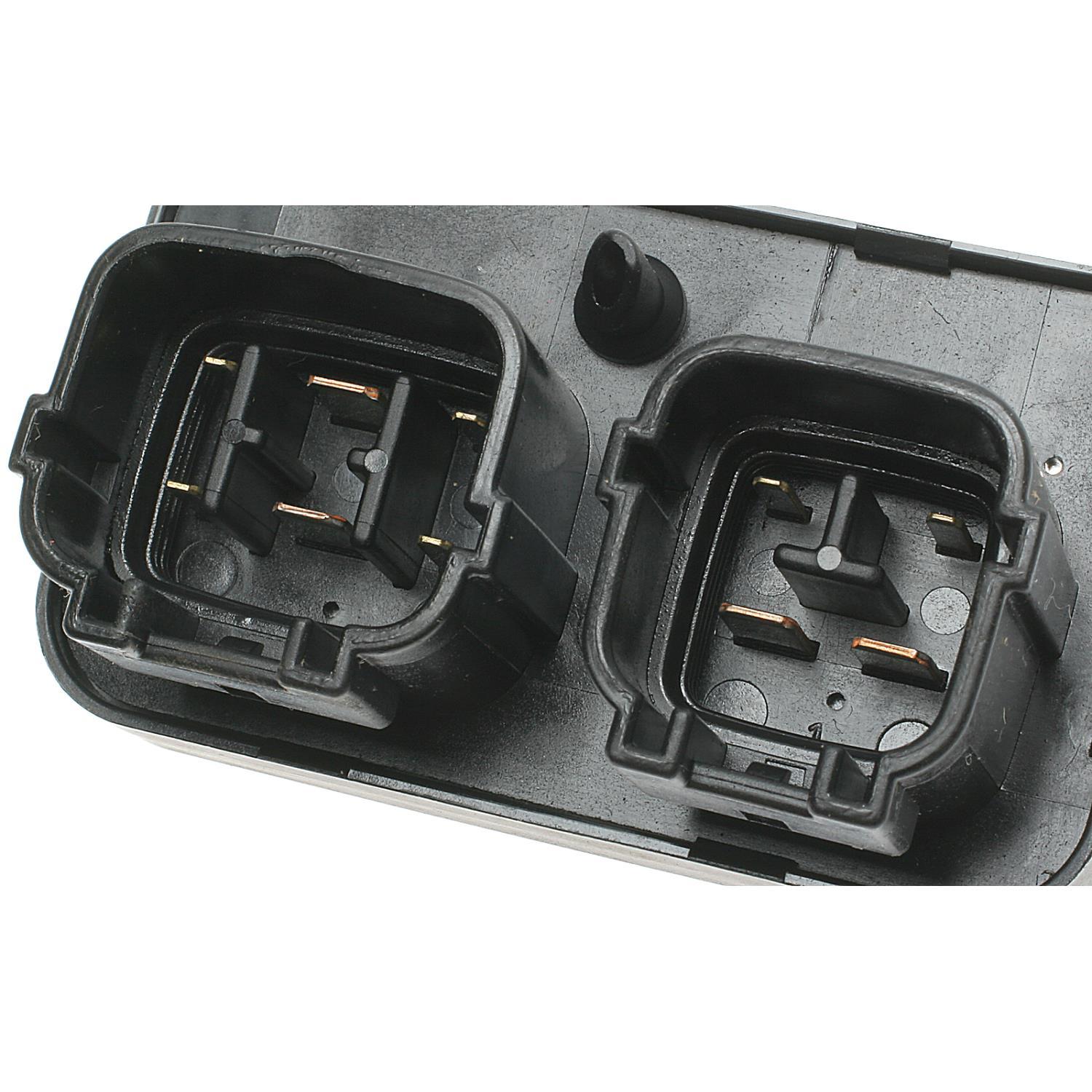 Standard Motor Products RY357 - Daytime Running Light Relay Standard Motor Products RY357 Daytime Running Light Relay product image 2 of 3