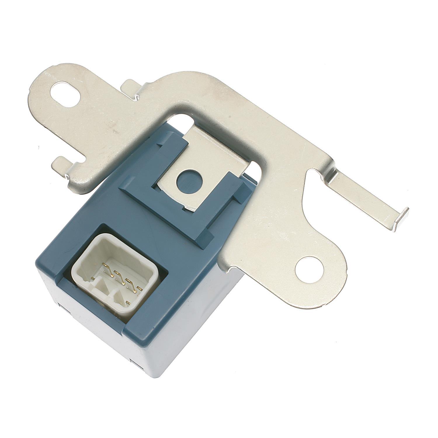 Standard Motor Products RY466 - Rear Window Wiper Relay Standard Motor Products RY466 Rear Window Defroster Relay product image 1 of 3