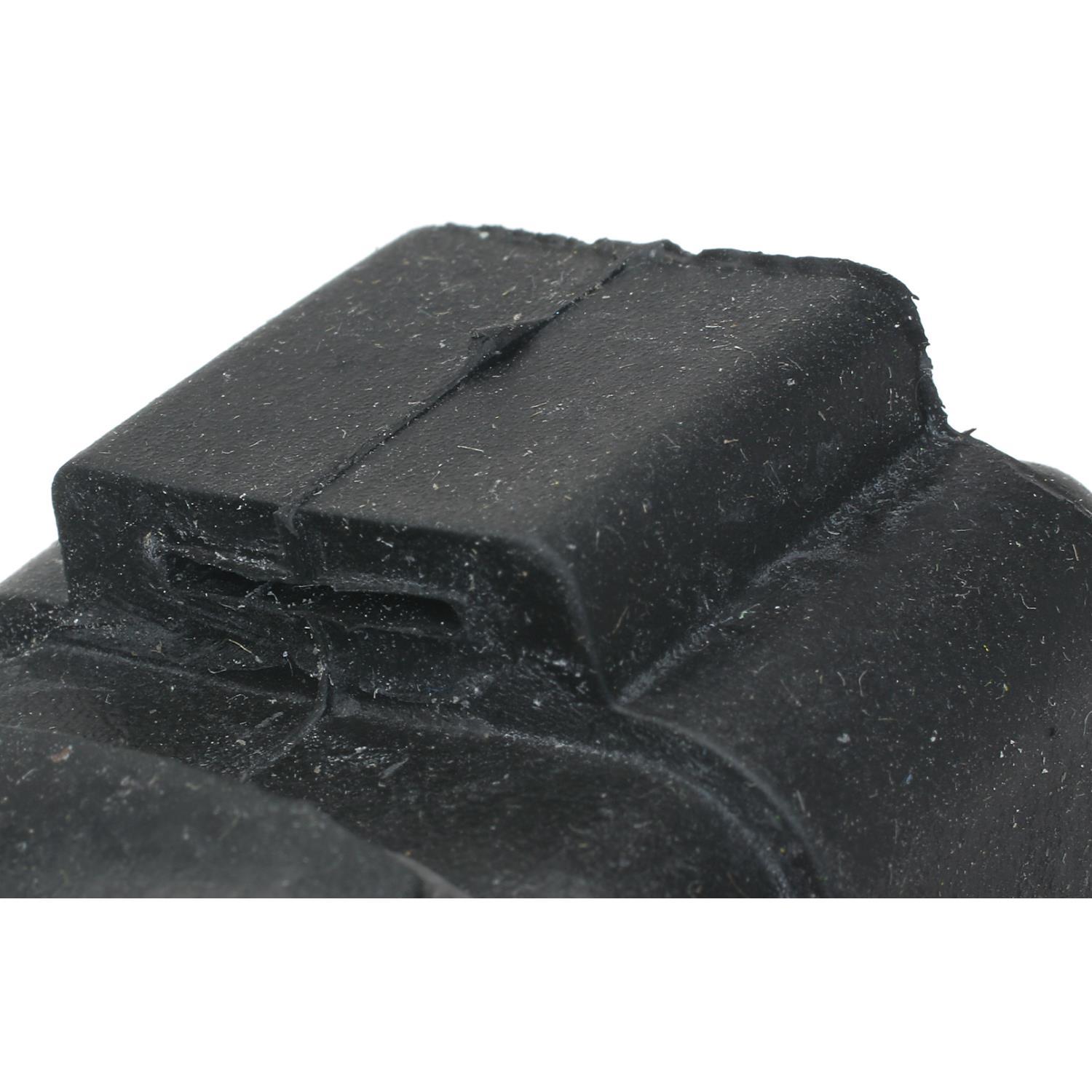 Standard Motor Products RY668 - A/C Compressor Control Relay Standard Motor Products RY668 A/C Compressor Control Relay product image 3 of 3