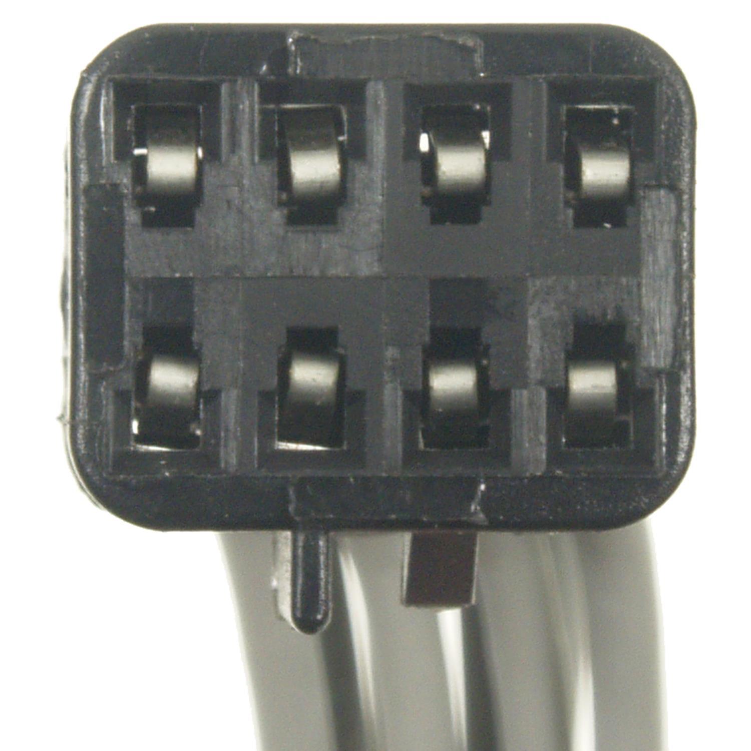 Standard Motor Products S1097 - Windshield Wiper Switch Connector Standard Motor Products S1097 4WD Switch Connector product image 1 of 3