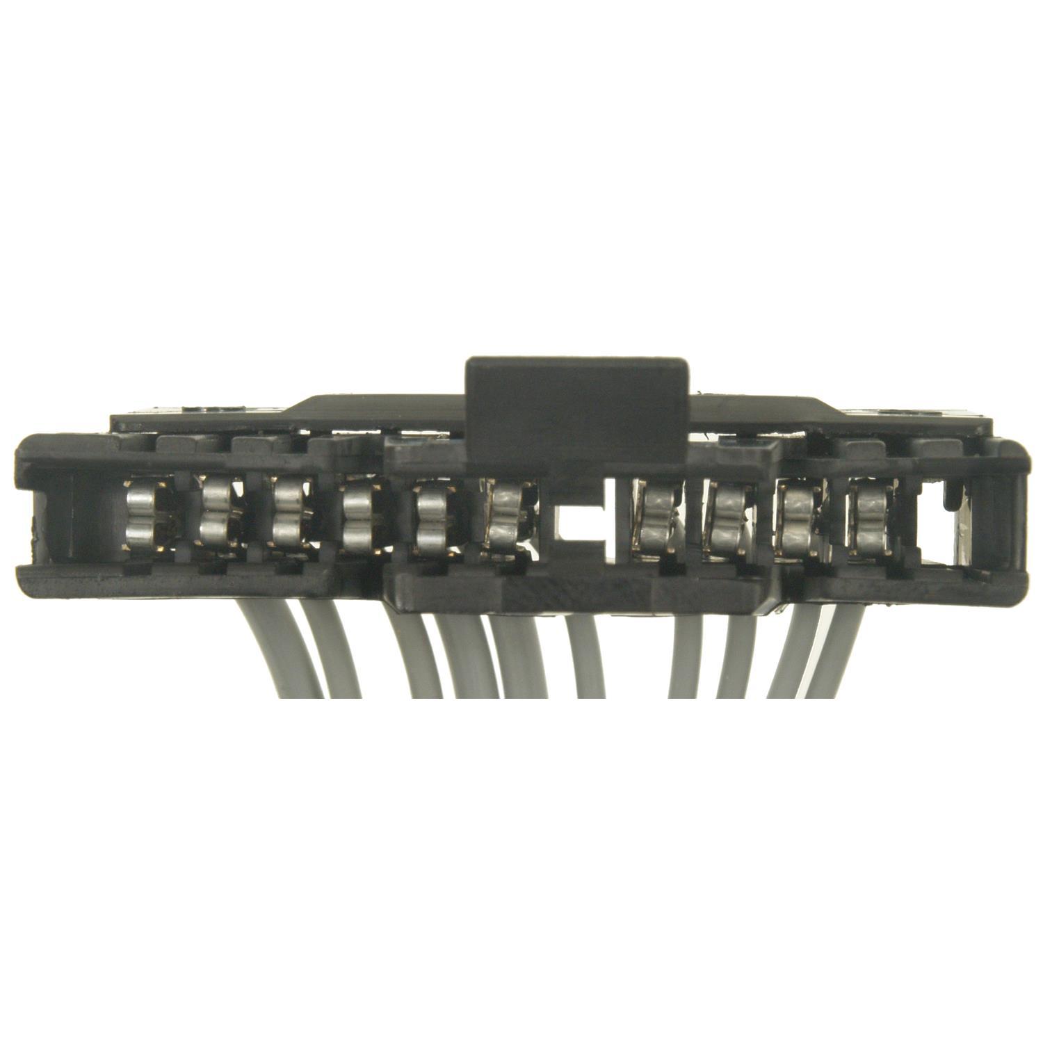 Standard Motor Products S1124 - Turn Signal Light Connector Standard Motor Products S1124 Dome Lamp Connector product image 1 of 3