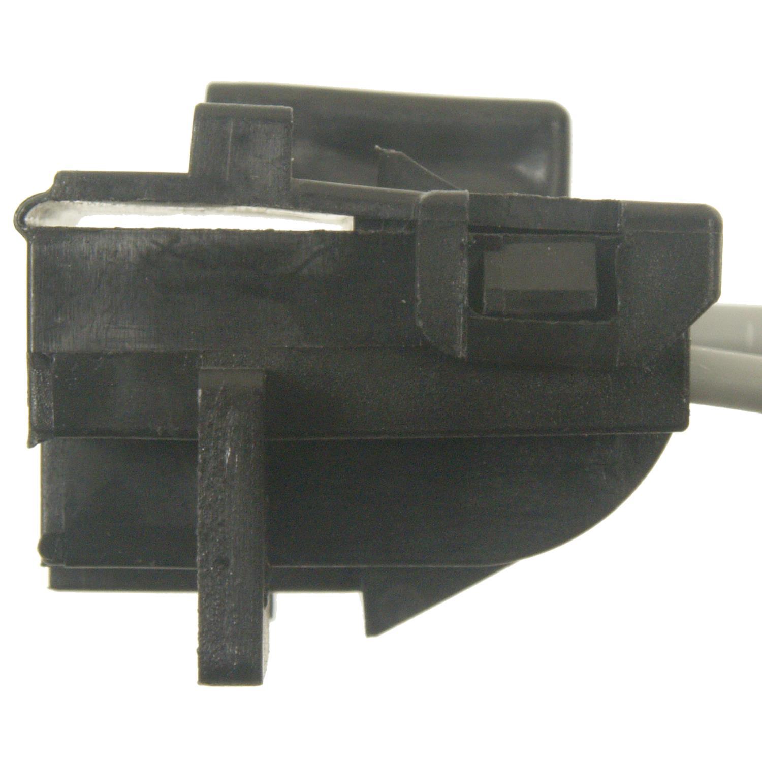 Standard Motor Products S1138 - Headlight Switch Connector Standard Motor Products S1138 Headlight Switch Connector product image 3 of 3