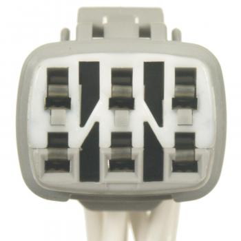 Standard Motor Products S1413 Brake / Tail / Turn Signal Light Connector product image 1 of 3