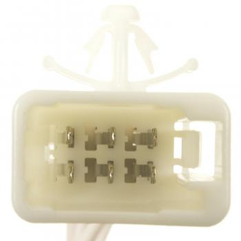 Standard Motor Products S1424 - Dome Lamp Connector Standard Motor Products S1424 Dome Lamp Connector product image 1 of 3