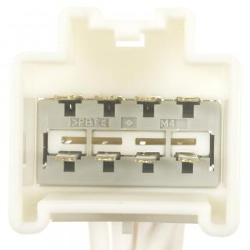 Standard Motor Products S1425 Instrument Panel Harness Connector product image 1 of 3