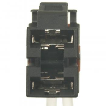 Standard Motor Products S1470 Body Wiring Harness Connector product image 1 of 3
