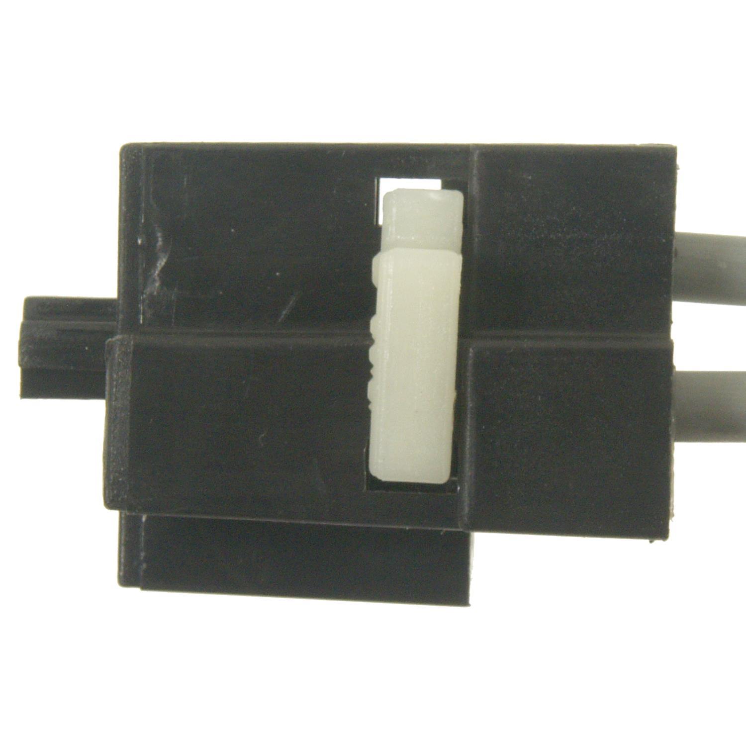 Standard Motor Products S1482 - Headlight Connector Standard Motor Products S1482 Headlight Connector product image 3 of 3