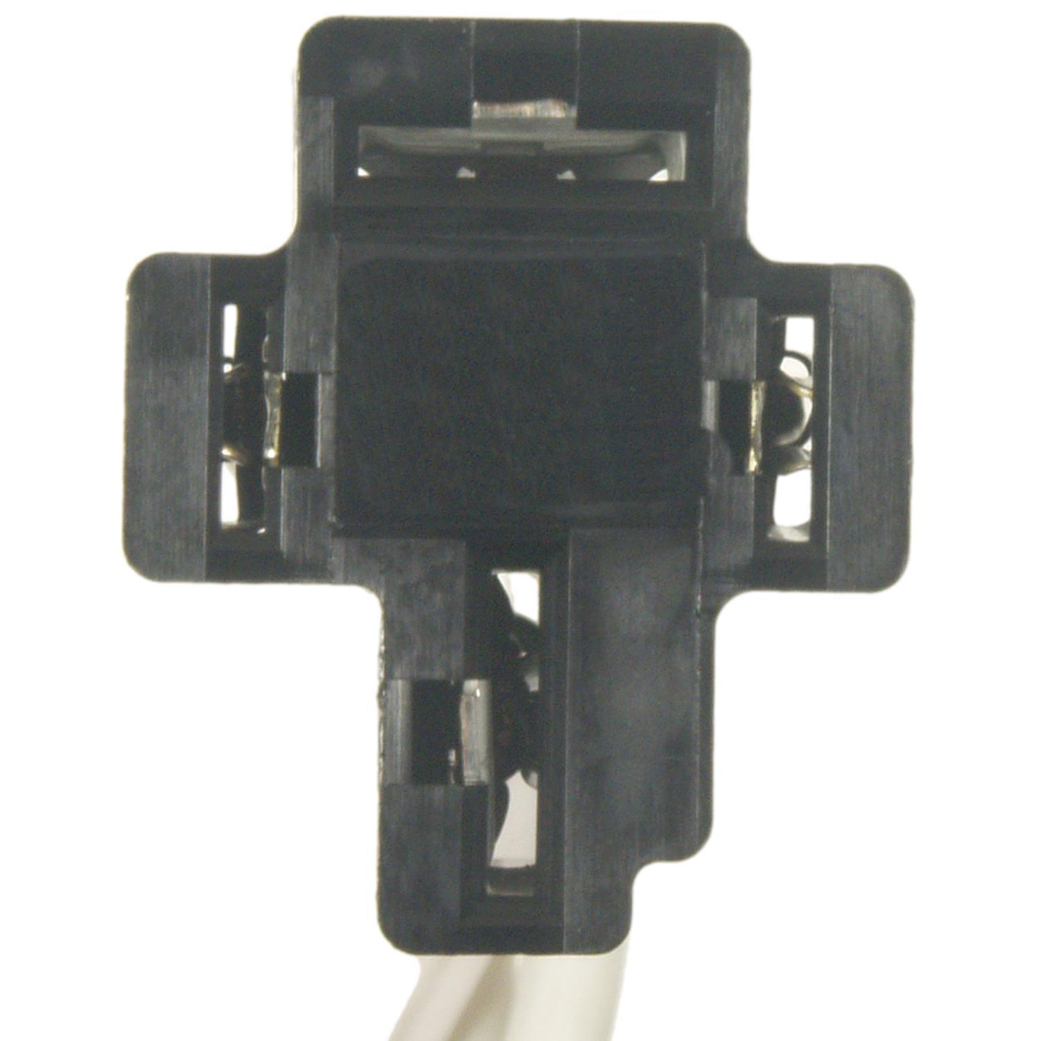 Standard Motor Products S1536 - HVAC Relay Connector Standard Motor Products S1536 A/C Compressor Clutch Hold-In Relay Harness Connector product image 1 of 3
