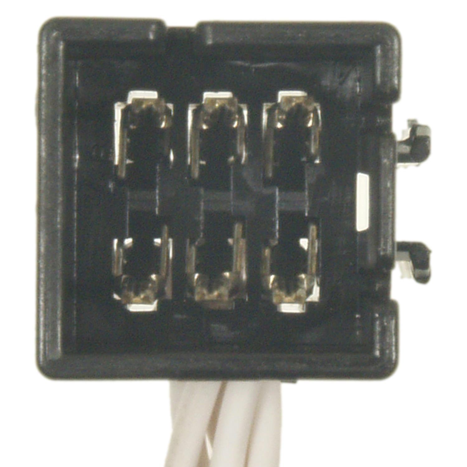 Standard Motor Products S1553 - Tail Light Connector Standard Motor Products S1553 Door Mirror Connector product image 1 of 3