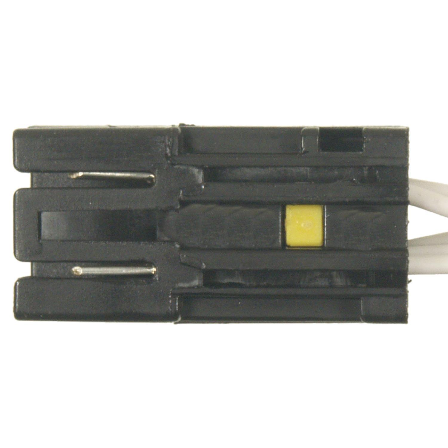 Standard Motor Products S1553 - Tail Light Connector Standard Motor Products S1553 Door Mirror Connector product image 3 of 3