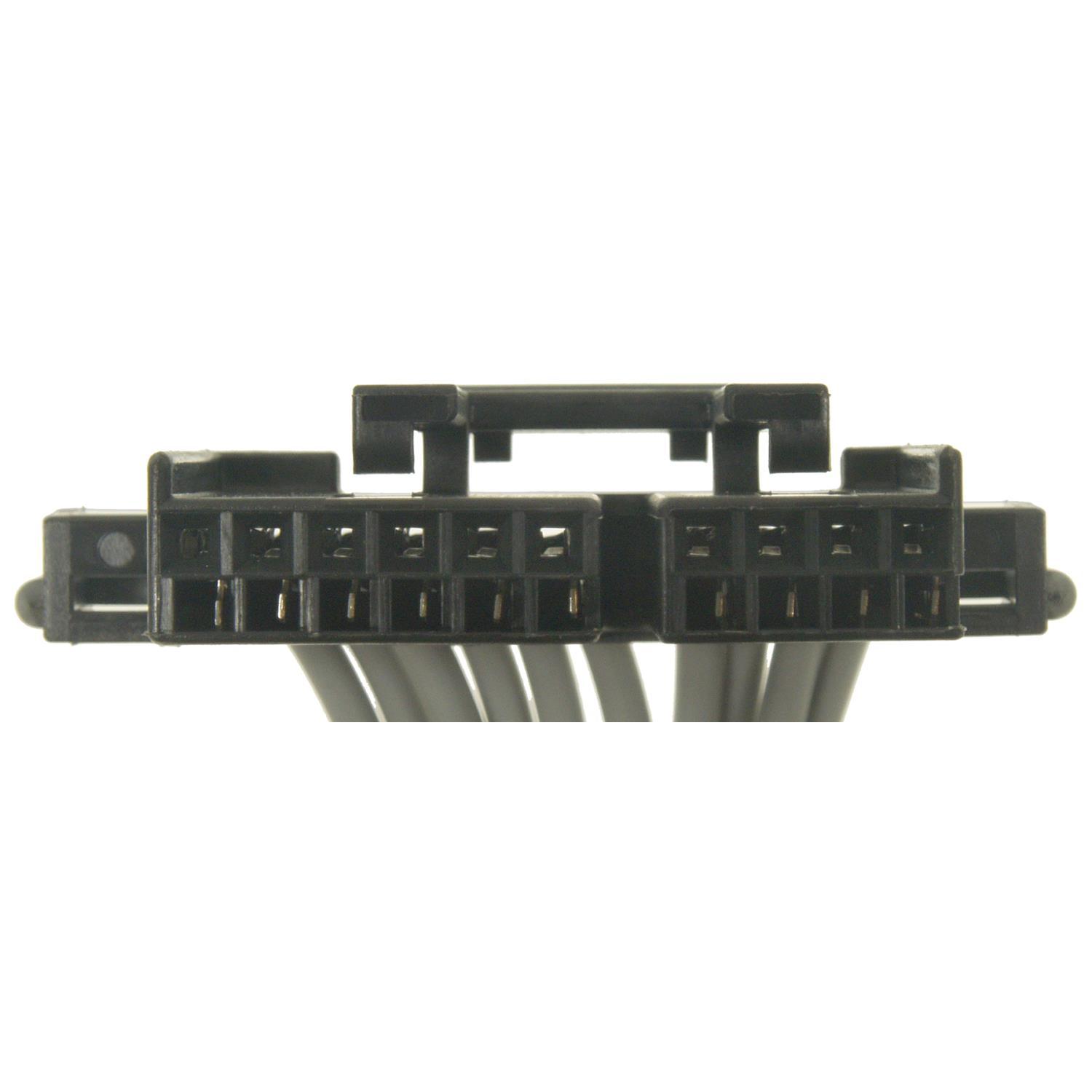 Standard Motor Products S1597 - Radio Power Connector Standard Motor Products S1597 Air Bag Connector product image 1 of 3