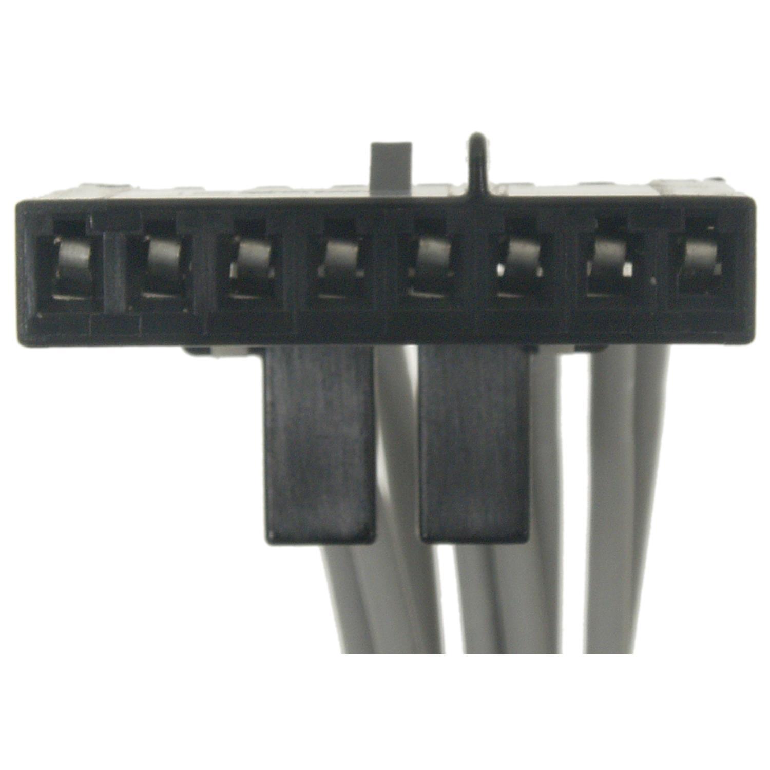 Standard Motor Products S1598 - Headlight Switch Connector Standard Motor Products S1598 4WD Switch Connector product image 1 of 3