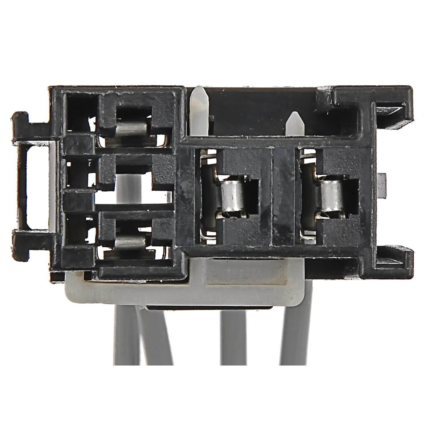 Standard Motor Products S1600 - Fuel Filler Door Relay Connector Standard Motor Products S1600 A/C Compressor Clutch Relay Connector product image 3 of 3