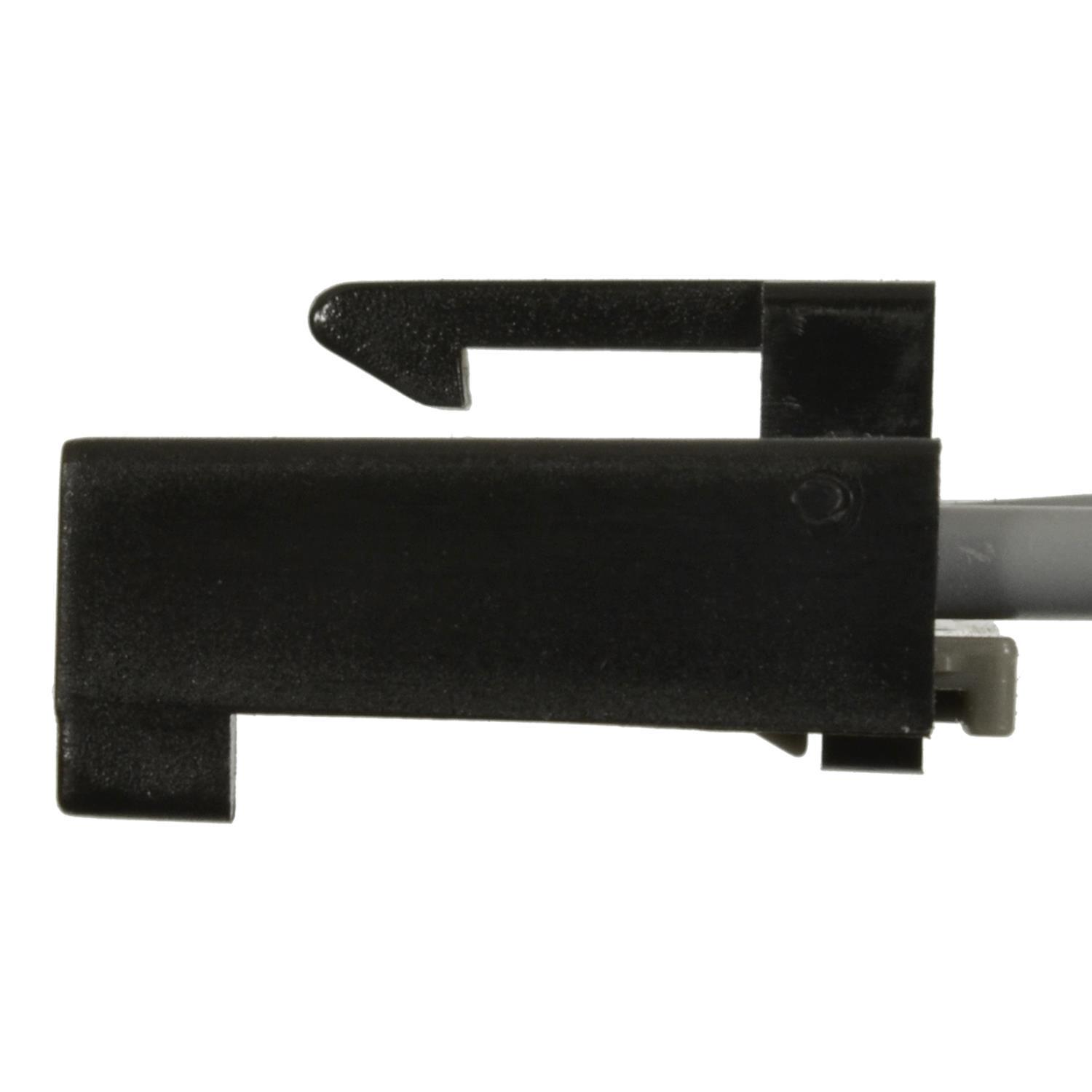 Standard Motor Products S1619 - Headlight Switch Connector Standard Motor Products S1619 Emergency Vehicle Lamp Switch Connector product image 1 of 3