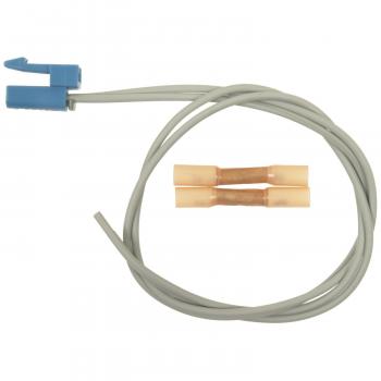 Standard Motor Products S1624 - Radio Power Connector Standard Motor Products S1624 Center High Mount Stop Light Connector product image 2 of 3