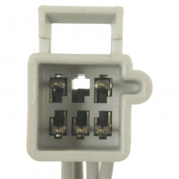 Standard Motor Products S1639 - Clutch Pedal Position Switch Connector Standard Motor Products S1639 Body Wiring Harness Connector product image 1 of 3
