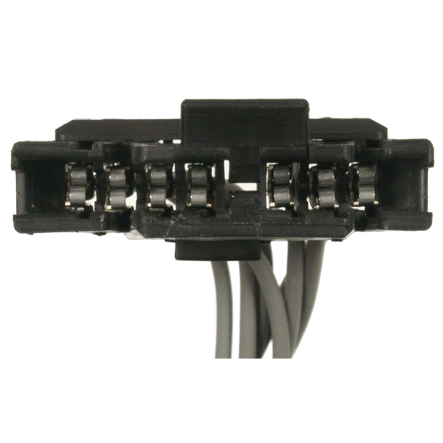 Standard Motor Products S1761 - Windshield Wiper Switch Connector Standard Motor Products S1761 Headlight Dimmer Switch Connector product image 3 of 3