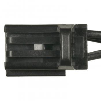 Standard Motor Products S1777 - Windshield Wiper Switch Connector Standard Motor Products S1777 Combination Switch Connector product image 1 of 3